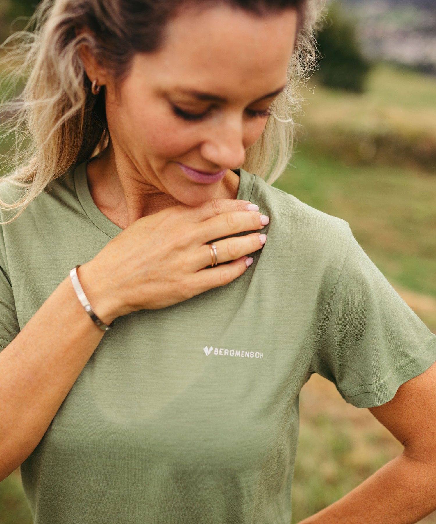 Weshalb Merino Sport Shirts für Damen so beliebt sind