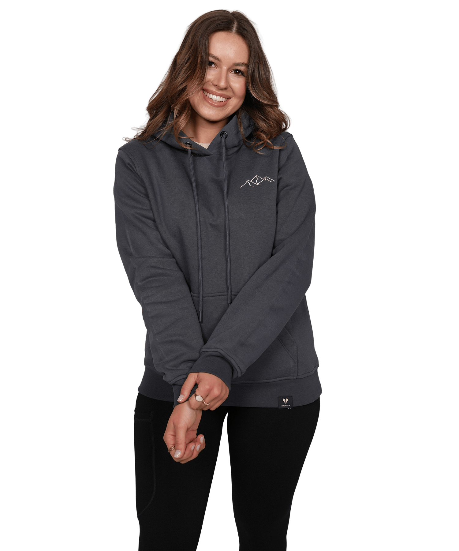 Model trägt den BERGMENSCH Hoodie "Bergsilhouette Stick" in der Farbe India Ink Grey