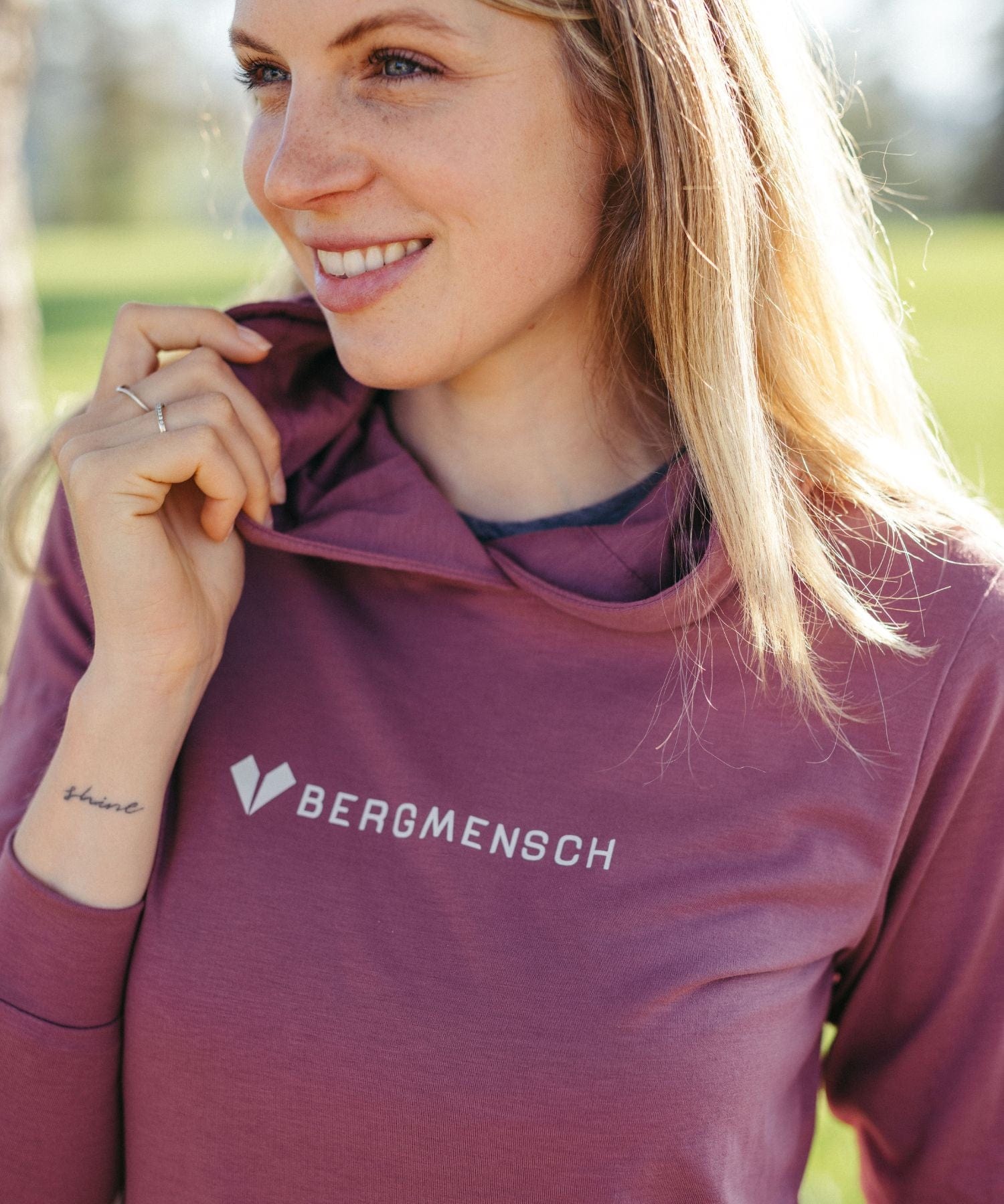 Lightweight Damen drirelease® Hoodie