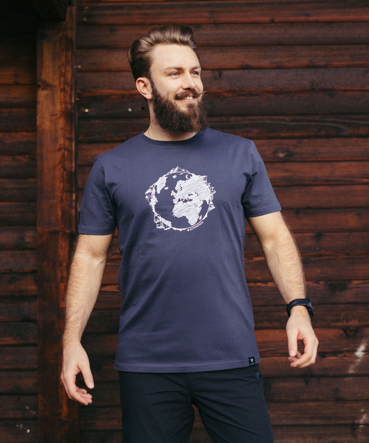 Bergwelt - Unisex Premium Organic Shirt von Bergmensch
