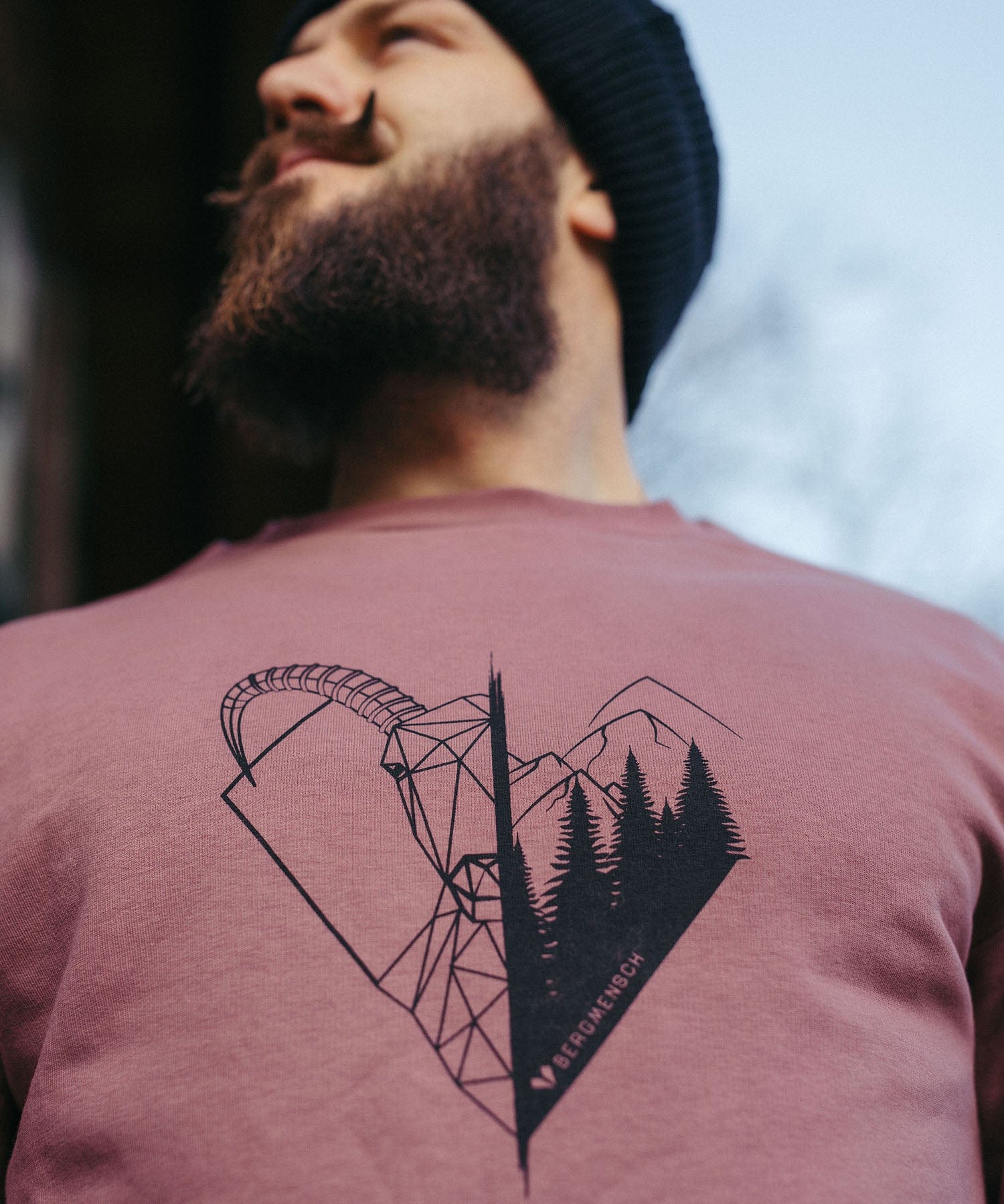 Steinbock Polygon - Unisex Premium Organic Shirt von Bergmensch