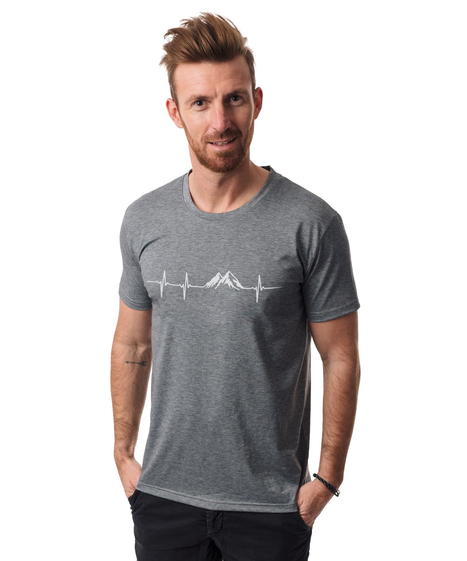 Herzschlag Berge - Unisex drirelease® ECO Shirt von Bergmensch