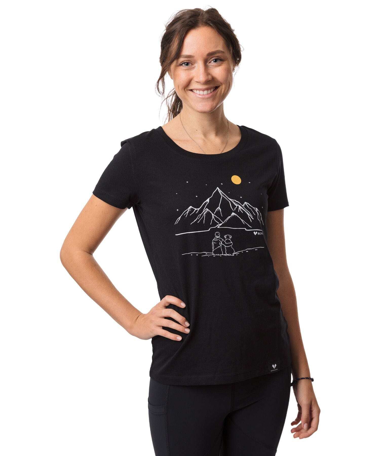 Mit Hund unter Sternenhimmel - Damen Premium Organic Shirt von Bergmensch