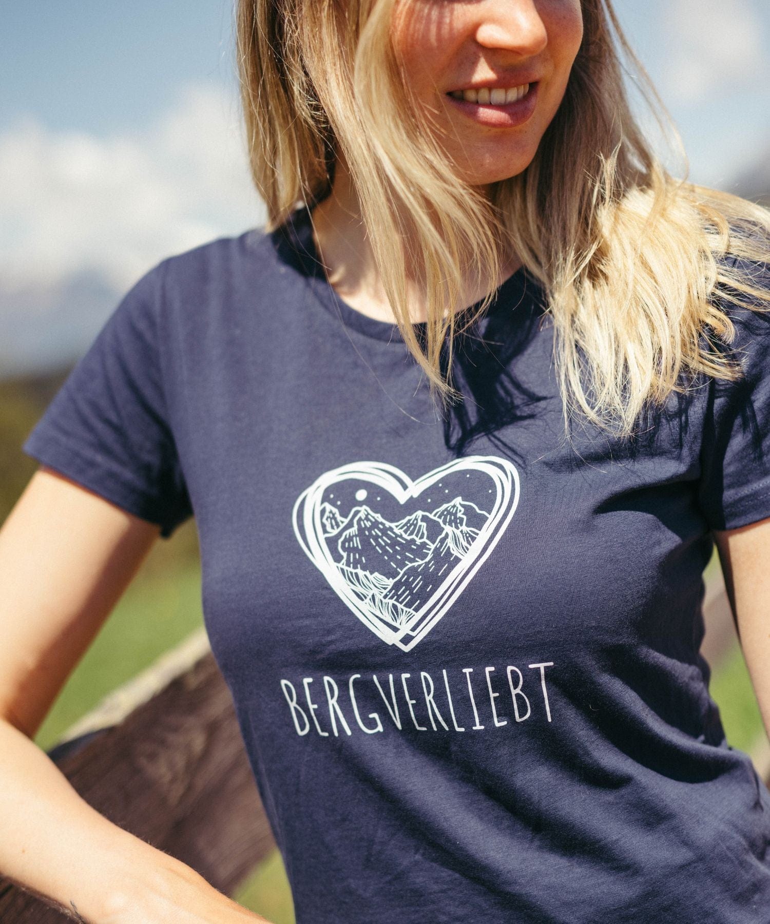 Bergverliebt - Damen Premium Organic Shirt