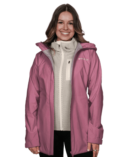 Vorderansicht der BERGMENSCH Damen 3-Lagen Regenjacke in der Farbe Hibiskus