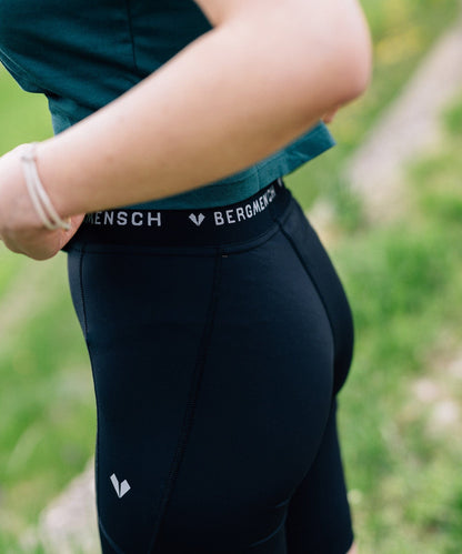 BERGMENSCH® - ECO Damen Legging-Shorts von Bergmensch