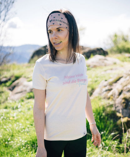 HEIDI - Meine Welt sind die Berge - Damen Premium Organic Shirt von Bergmensch
