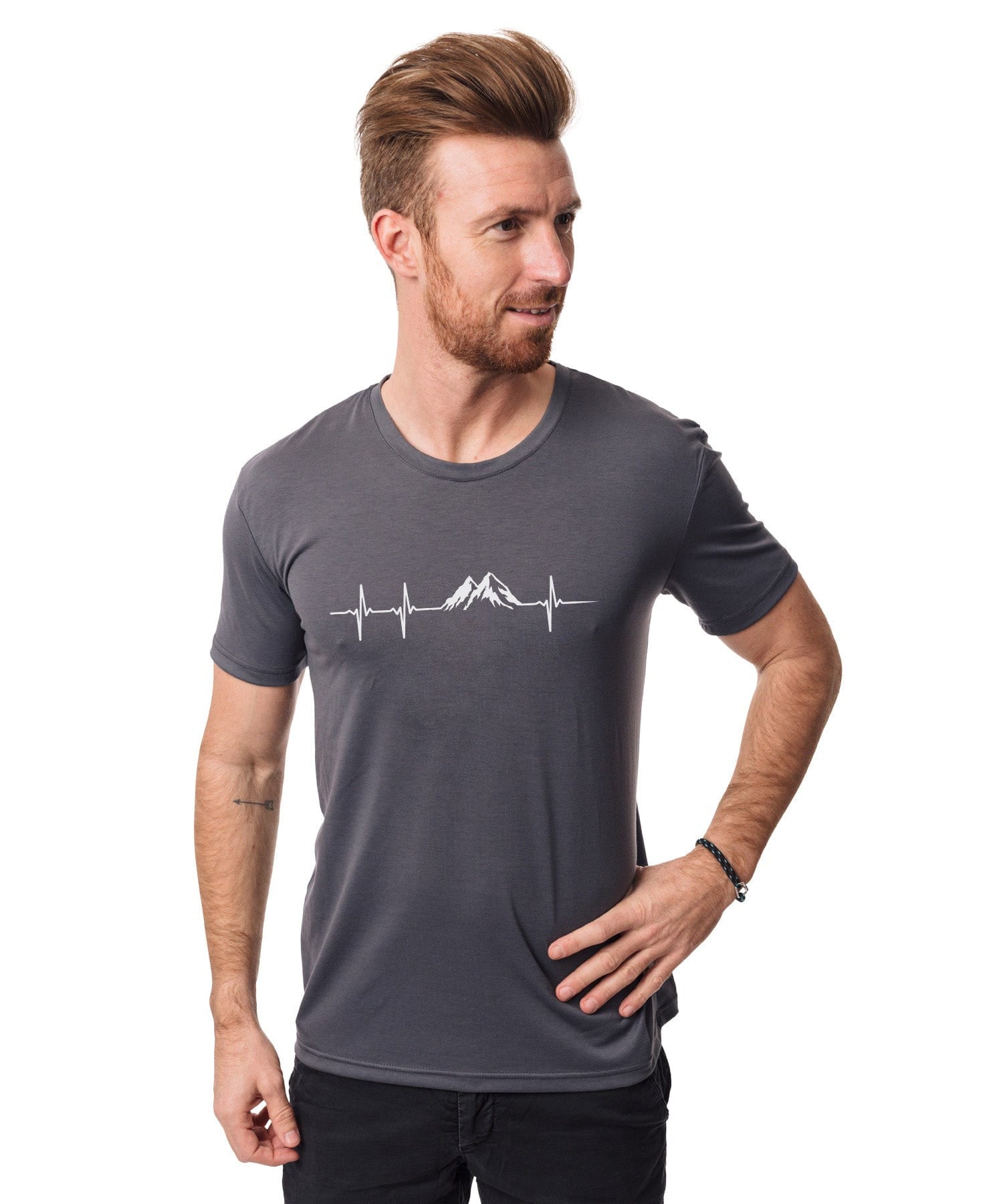 Herzschlag Berge - Unisex drirelease® ECO Shirt von Bergmensch