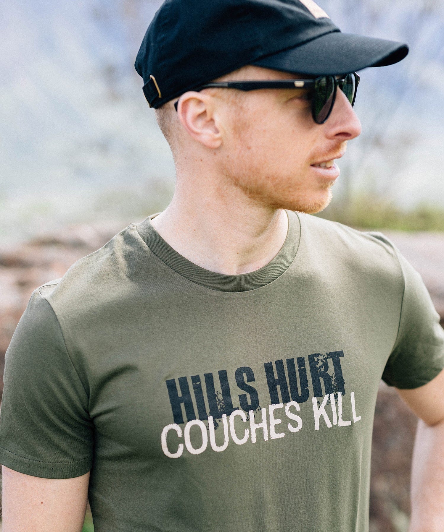 Hills Hurt Couches Kill - Unisex Premium Organic Shirt von Bergmensch