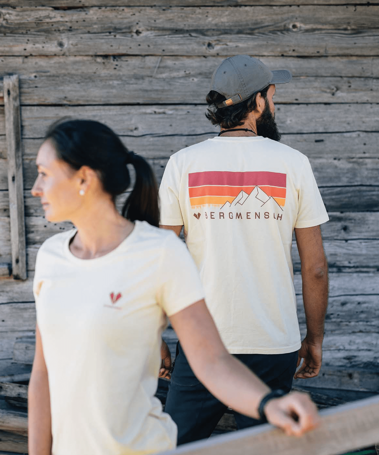 Mountain Sunset - Unisex Premium Organic Shirt von Bergmensch