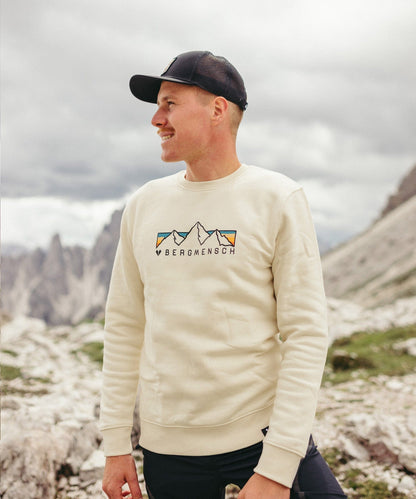 Retro Bergpanorama - Unisex Premium Organic Sweatshirt von Bergmensch